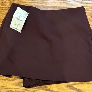 NWT Zara Dark Purple Skort - M